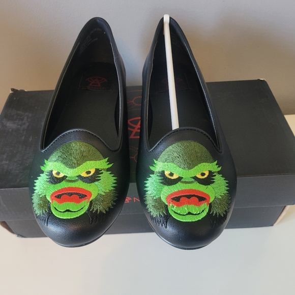 Strange Cvlt Lydia Creature Flats, BNIB, Size 6 - Picture 2 of 11